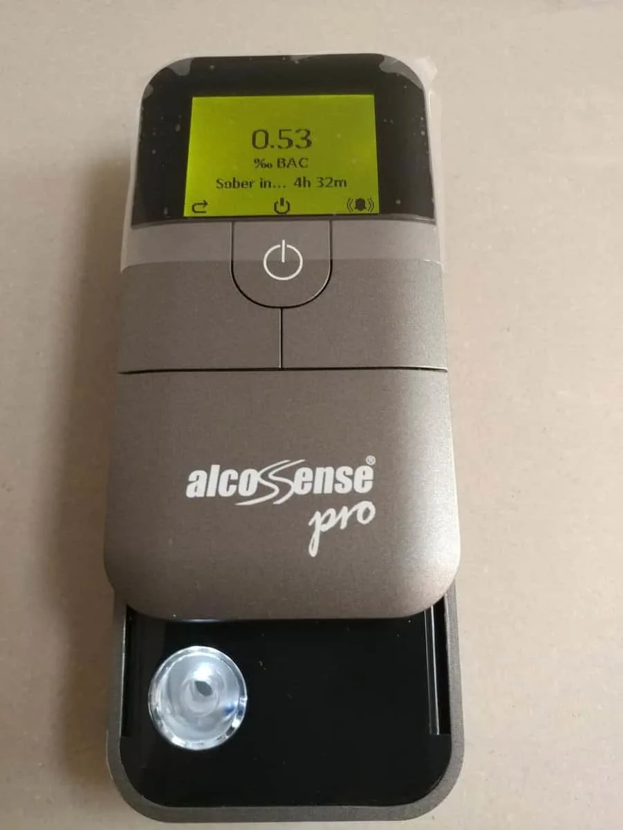 20170715 182125 - AlcoSense Pro Fuel Cell Breathalyzer Review