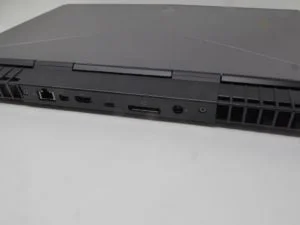 P1020736 - Alienware 15 R4 Review – With Intel i9-8950HK & GTX 1070