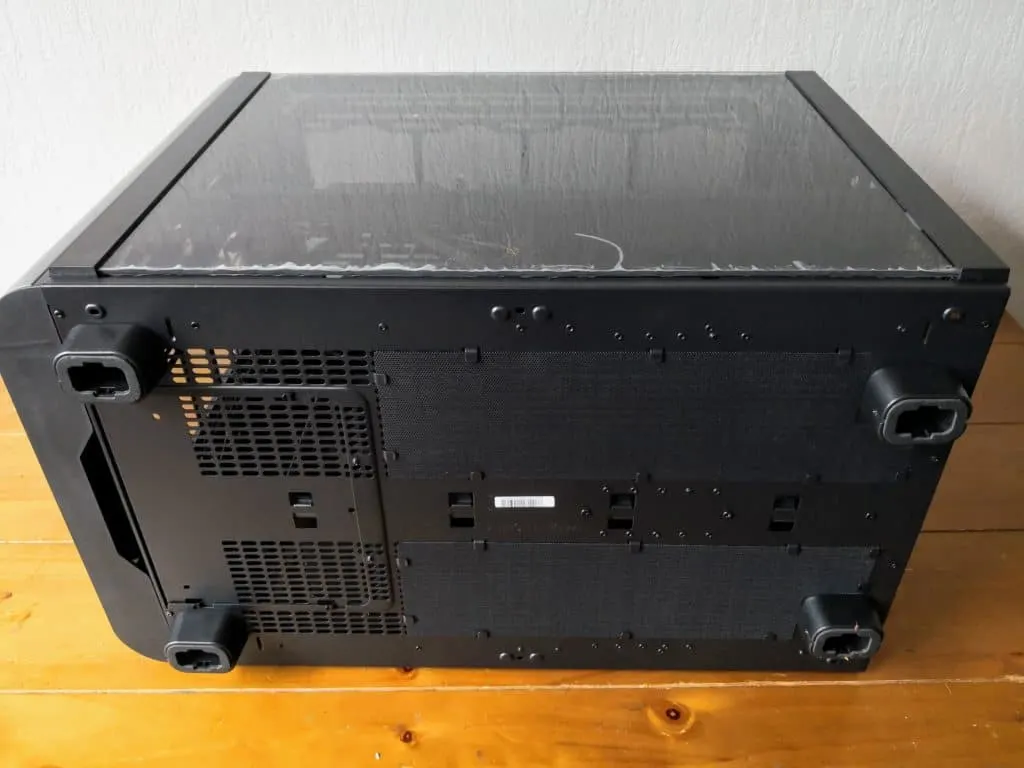 Thermaltake Level 20 Xt 33 - Thermaltake Level 20 XT Cube Chassis Review - The ultimate watercooling PC case