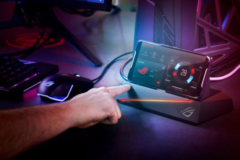 Pre-order ASUS ROG Gaming phone on October 18th in US for $899