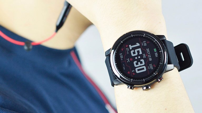 The best Xiaomi Huami Amazfit Stratos 2 Deal in the UK | Christmas Present Ideas