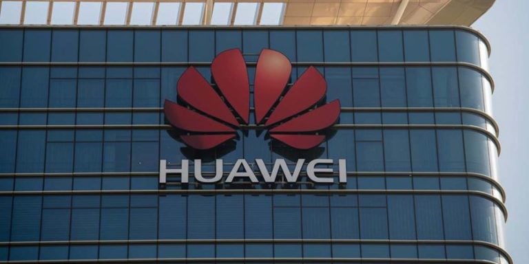 Huawei gets caught up in Trump trade-war, loses access to some updates