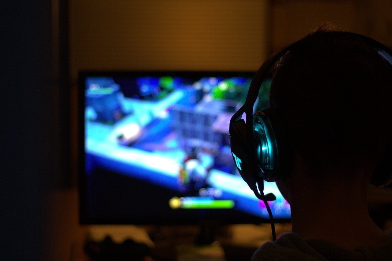 10 Must-Have Gadgets For Gamers