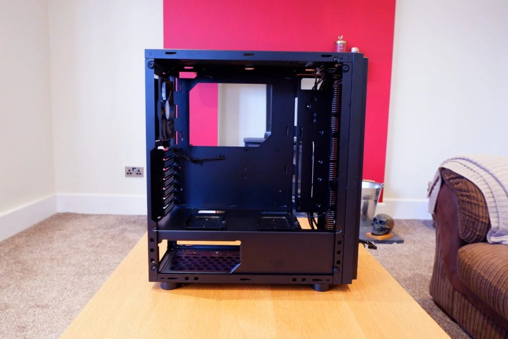 DSCF0026 - Thermaltake H100 Tempered Glass Mid Tower PC Case – Almost identical to the H200 but with less RGB and a little cheaper