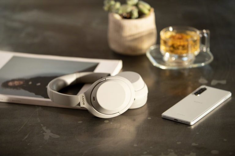 Sony WH-1000XM4 vs WH-1000XM3 Wireless Noise Cancelling Headphones – How have the best AND headphones on the market changed and is an upgrade worth it?