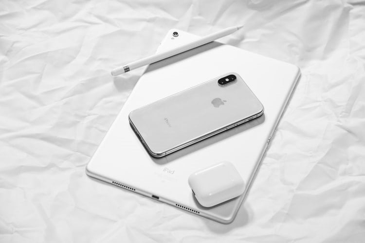 5 Must-Have iPhone Accessories