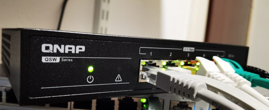 IMG 20201003 074121 - QNAP QSW-1105-5T 5 Port 2.5Gbps Switch Review – The cheapest way to get multi-gig Ethernet right now
