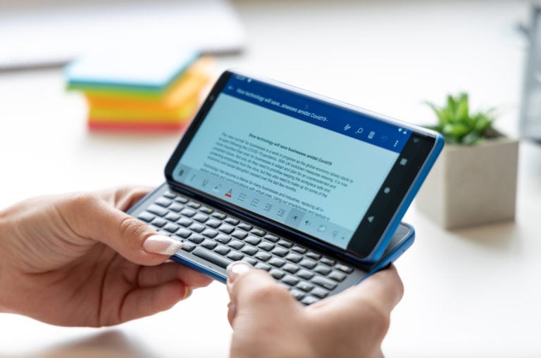 Benefits of a keyboard smartphone in 2020