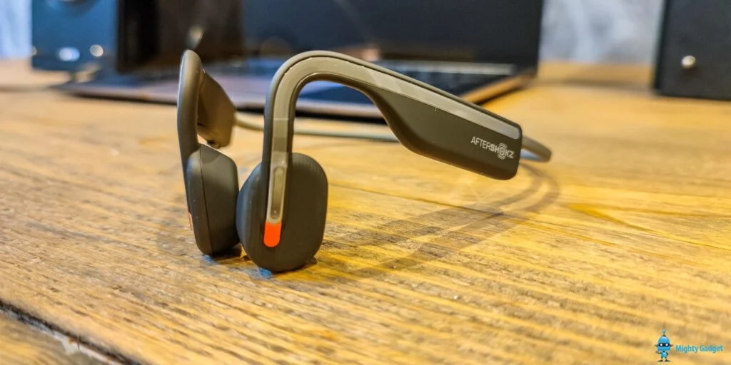 Aftershokz Openmove Review 2 - Best Headphones For Cycling
