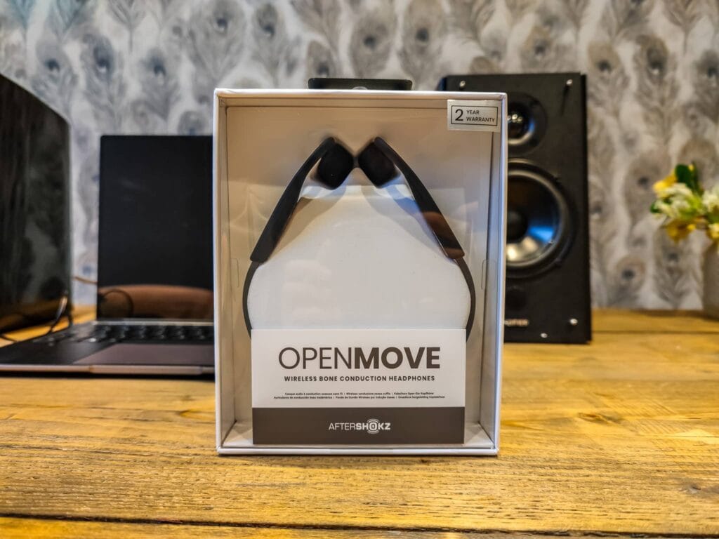 Aftershokz Openmove Review 3 - Aftershokz Openmove Review – Affordable bone conduction open fit headphones perfect for running & cycling