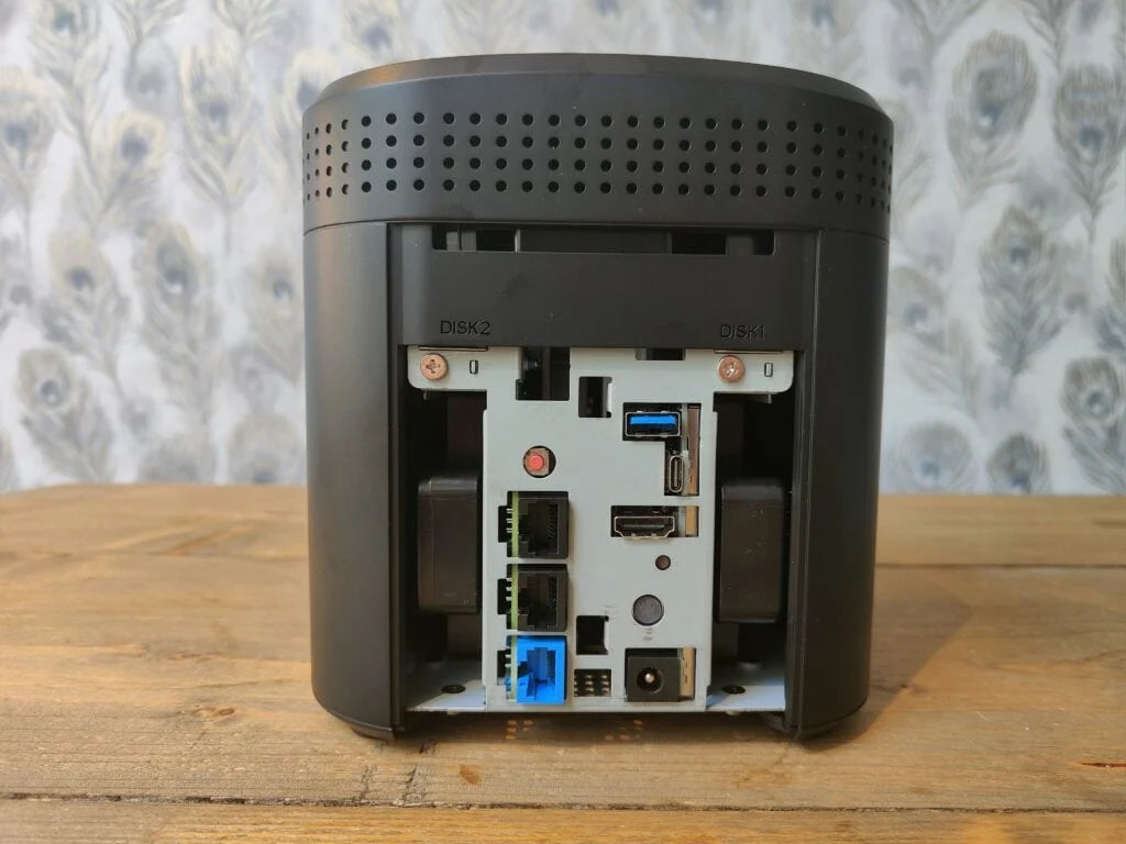 IMG20210505163141 - Amber Plus Review – A NAS and router in one with Docker support but is it good as Synology