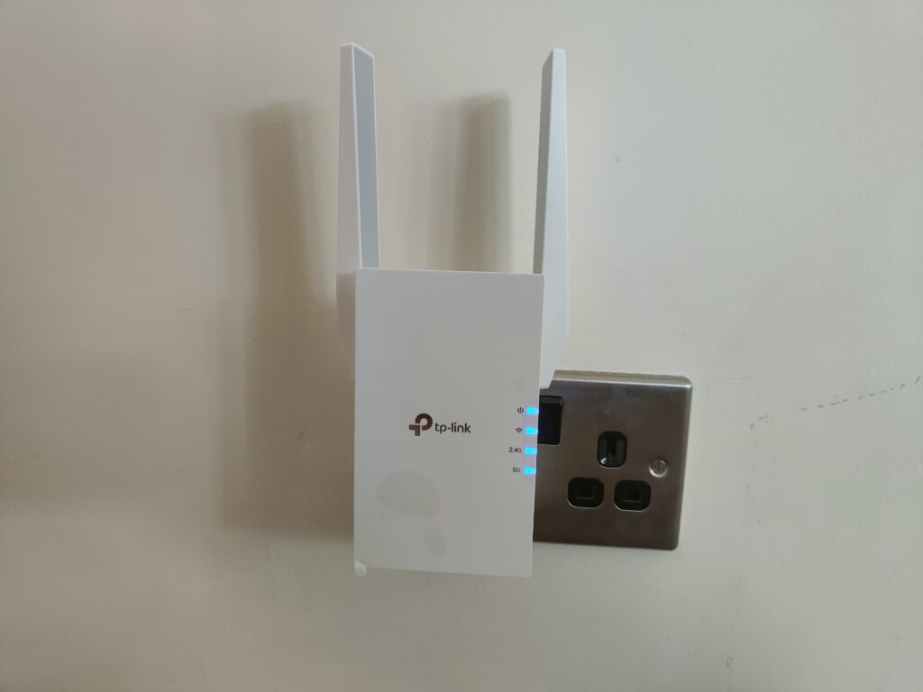 IMG20210603162317 - TP-Link Archer RE505X Mesh Wi-Fi Range Extender Review – Creating a whole-home mesh Wi-Fi system with the Archer AX90