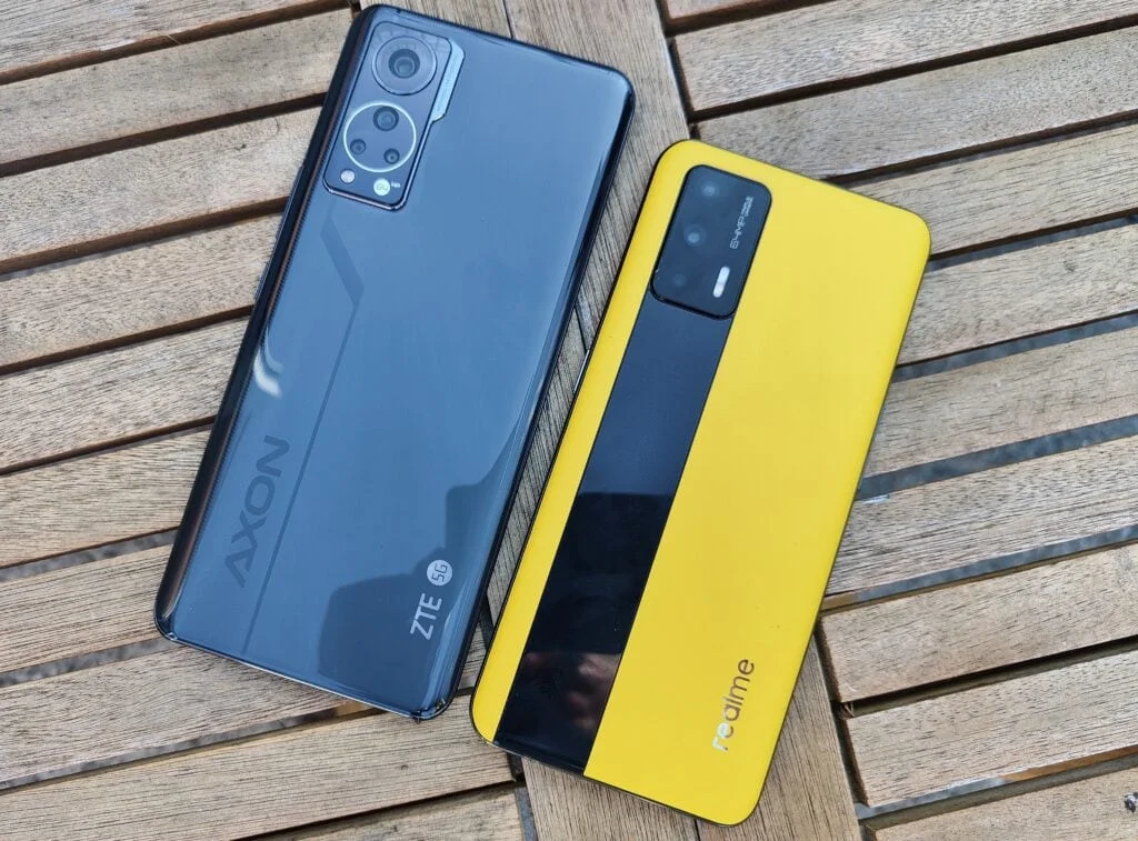 ZTE Axon 30 review size vs realme gt - ZTE Axon 30 Review – Phablet sized with under-display selfie camera & Snapdragon 870