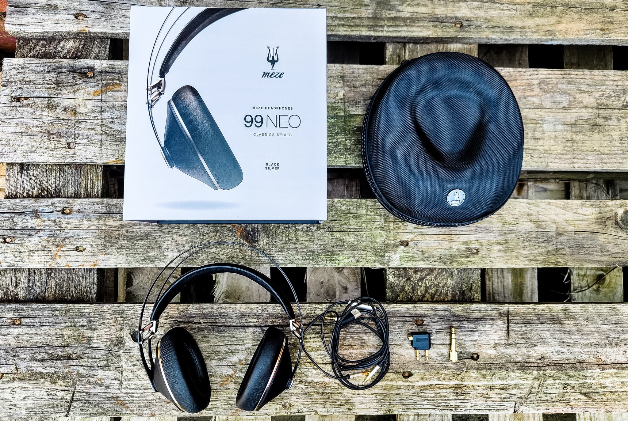 Meze 99 Neo Headphones Review – Beautiful, fully serviceable over-head headphones