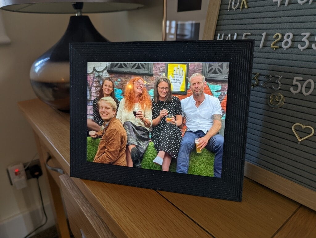 Aura Frames Mason Luxe Review2 - Aura Frames Mason Luxe Review – The best digital photo frame for a Christmas present