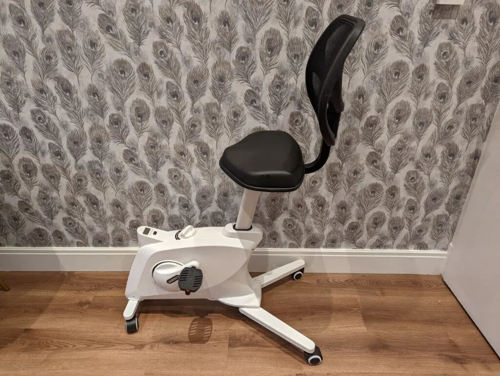 Flexispot Sit2Go review 150305274 - Flexispot Sit2Go 2-in-1 Fitness Chair Review – Better than the Cycle Desk Bike V9 Pro if used with a sit-stand desk