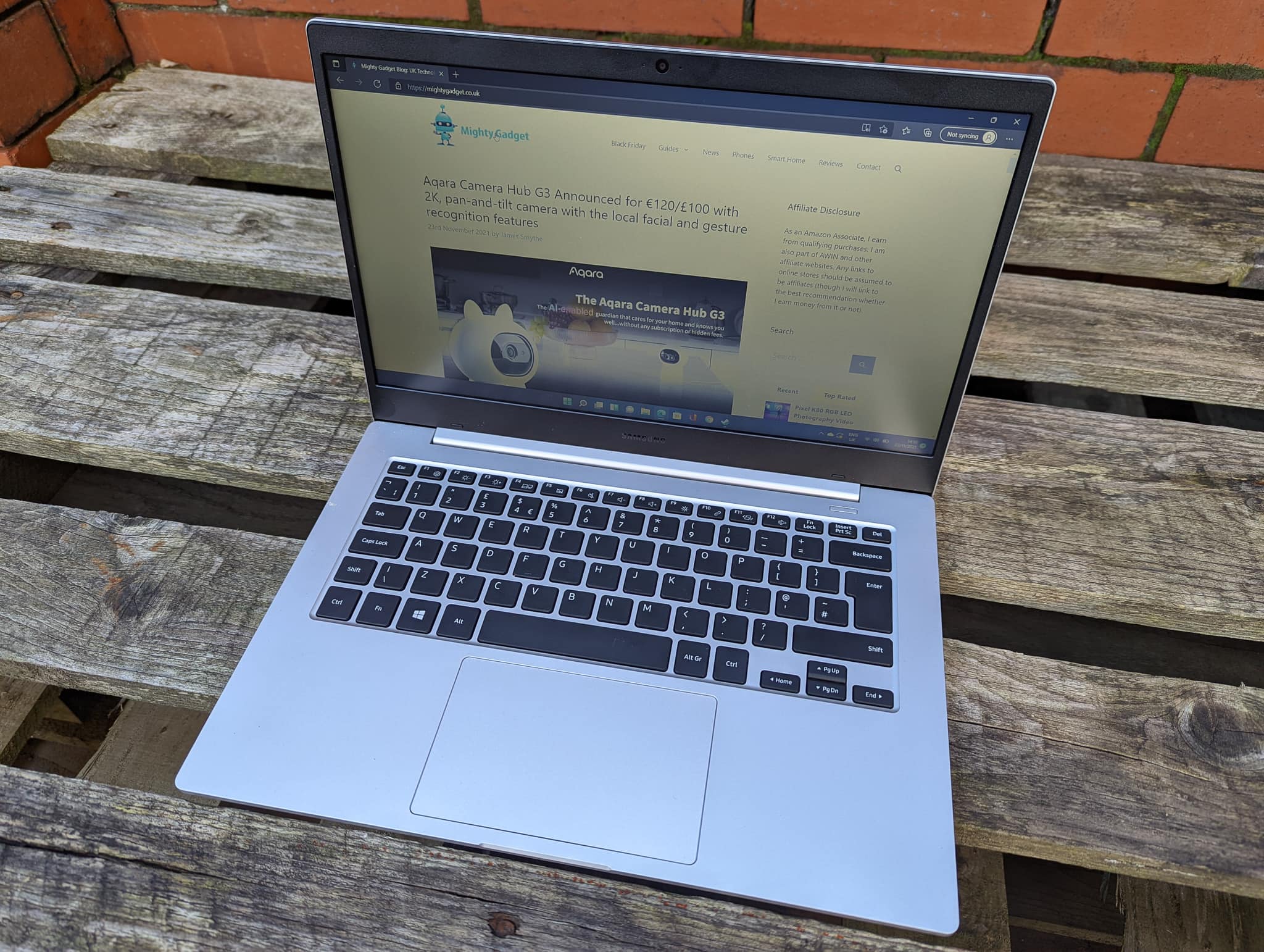 Samsung Book Go Review – A £399 Qualcomm Snapdragon 7c laptop – Testing Windows 11 with x64 Emulation