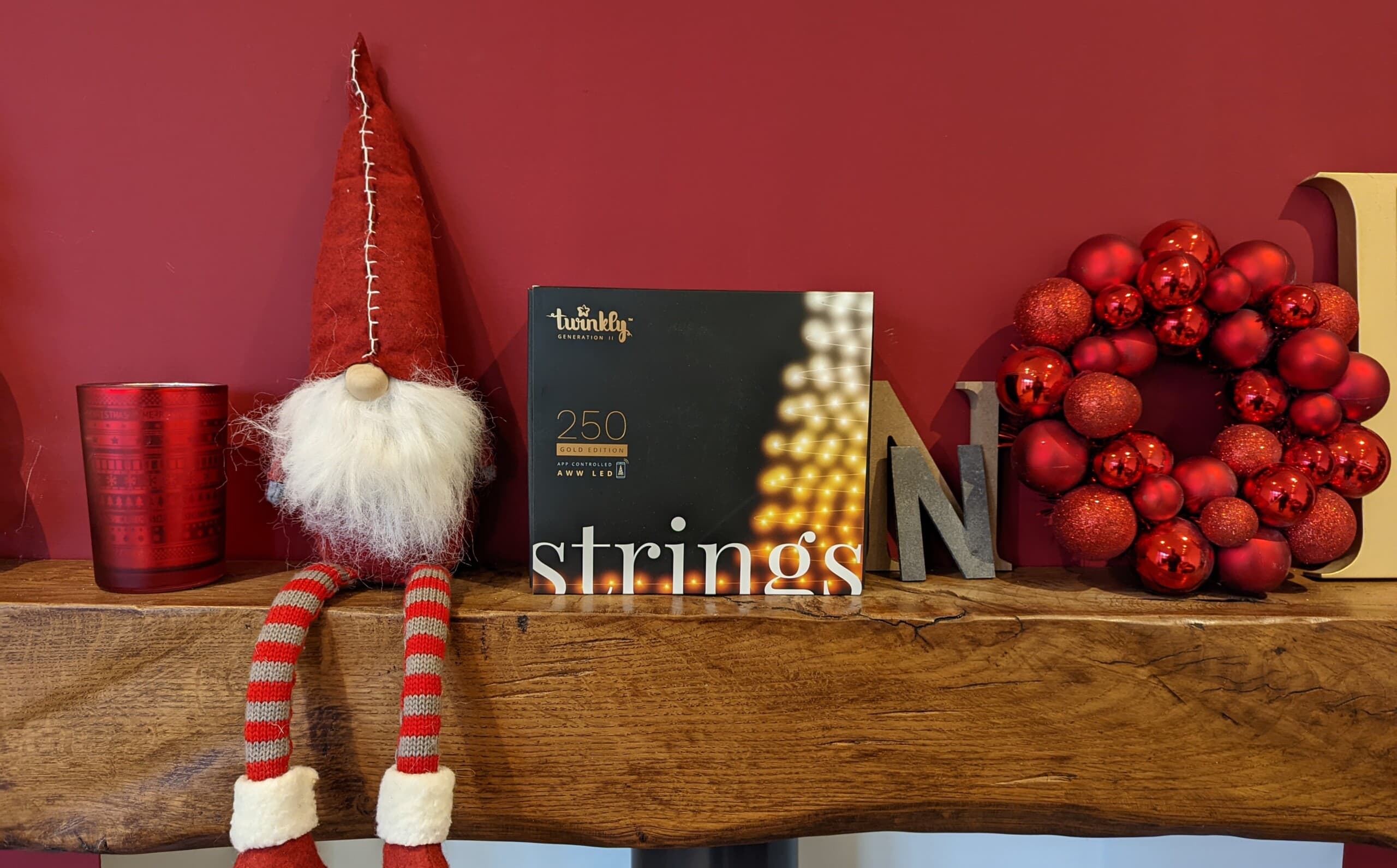 Twinkly Strings Gold Edition Review – Programmable Smart Christmas Tree Lights with 250 Amber, White, Warm White LEDs