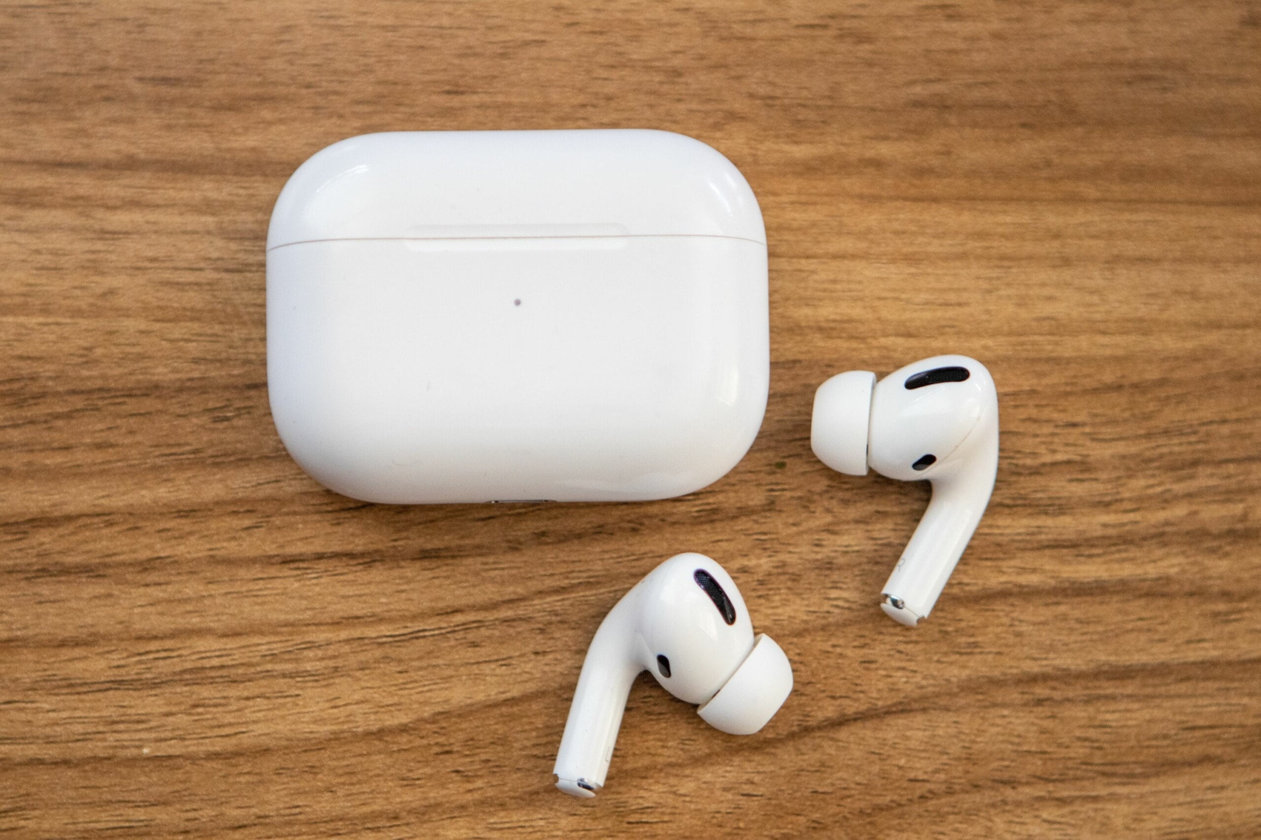 Best Replacement Apple AirPod Pro Charging Case