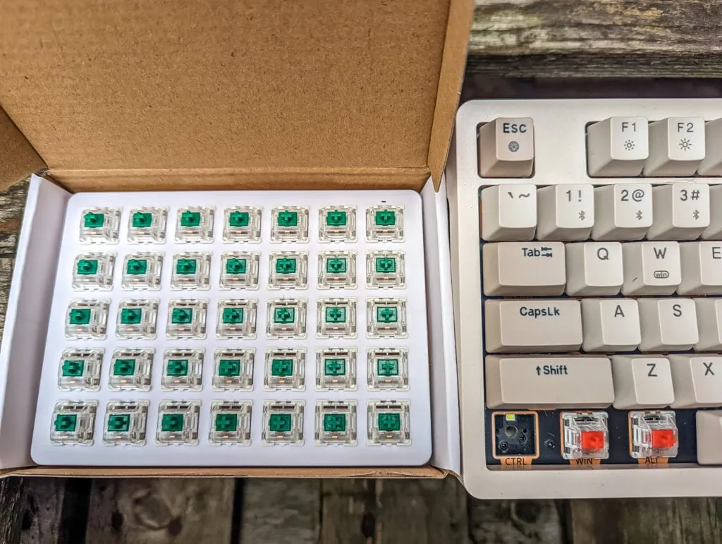 JamesDonkey RS2 Keyboard Review 4 3 - JamesDonkey RS2 Hot-Swappable Mechanical Keyboard Review – A 1800 Compact (96%) keyboard with a retro IBM design