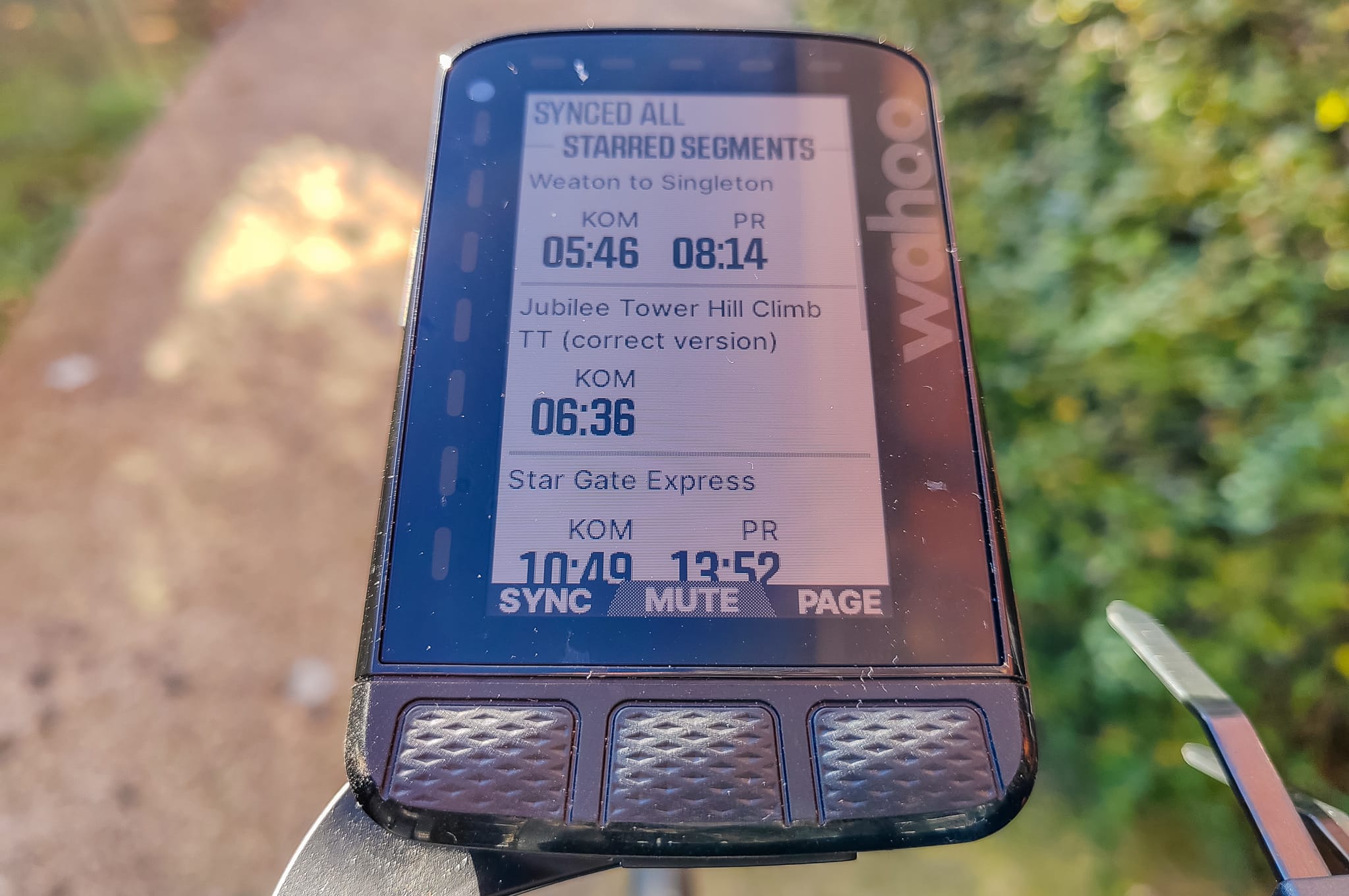 Wahoo ELEMNT ROAM Summit Freeride automatically adds climb data to rides without a planned route