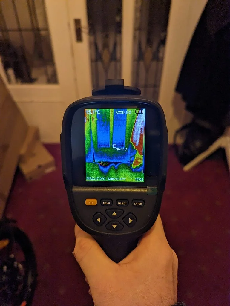 PXL 20221220 070911624 - Using a thermal camera to reduce draughts & heating costs: HTI-Xintai HTI-19 infrared thermal imaging camera review