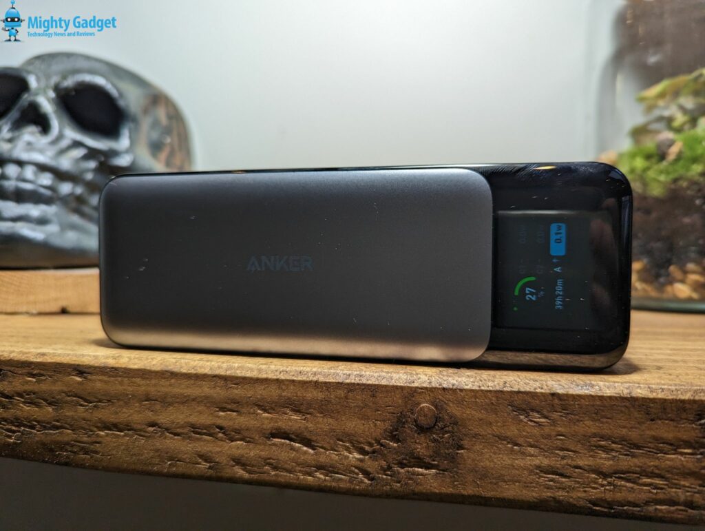 Anker 737 Power Bank PowerCore 24K Mighty Gadget Review Size - Anker 737 Power Bank (PowerCore 24K) Review – The best laptop power bank – 140W PD 3.1 output for MacBook Pro
