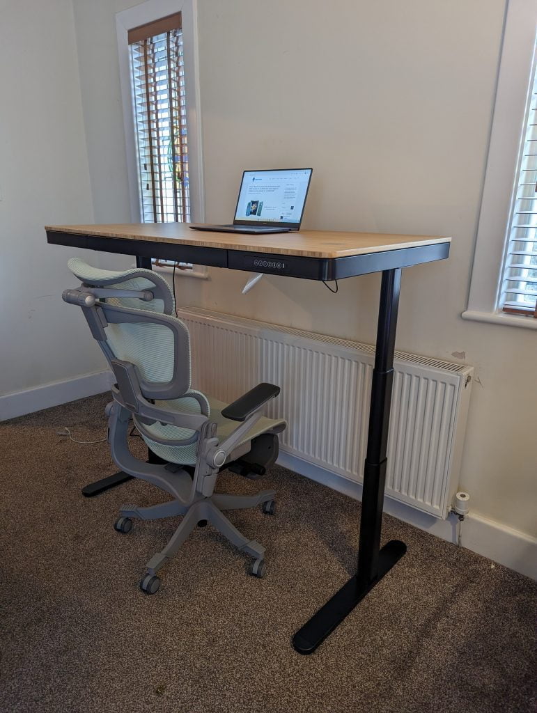 FlexiSpot Q8 Standing Desk Review1 - FlexiSpot Q8 Standing Desk Review – The best standing desk yet, with a bamboo surface and wireless charging