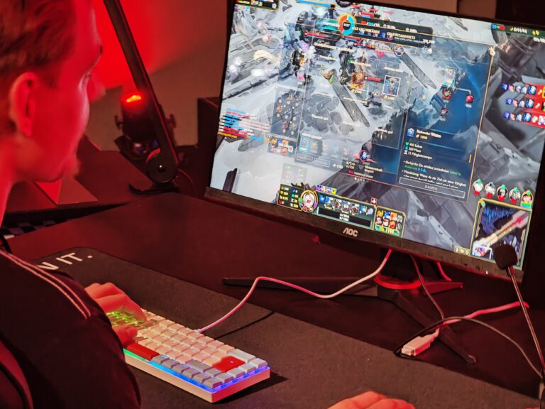Level Up: Essential Gadgets for Your Ultimate Gaming Setup