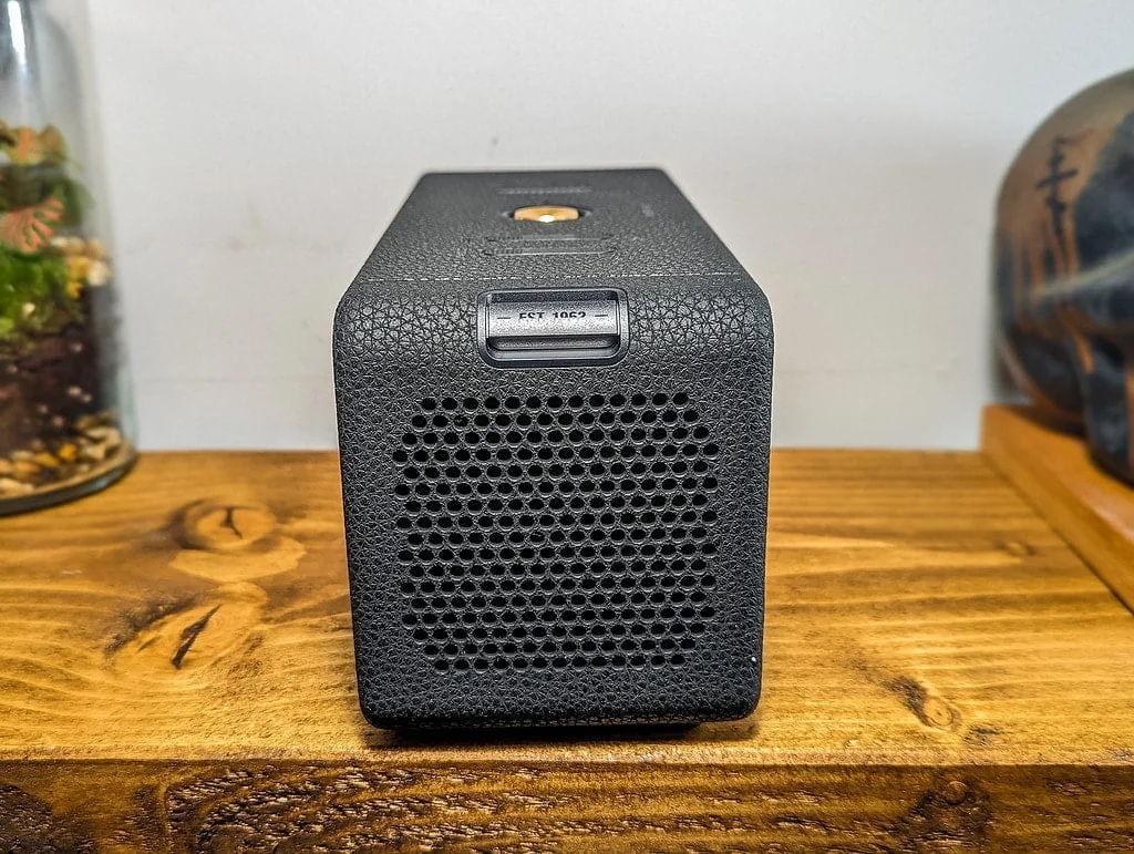 Marshall Middleton Bluetooth Speaker Review5 - Marshall Middleton Bluetooth Speaker Review – One of the best mid-sized portable Bluetooth speakers