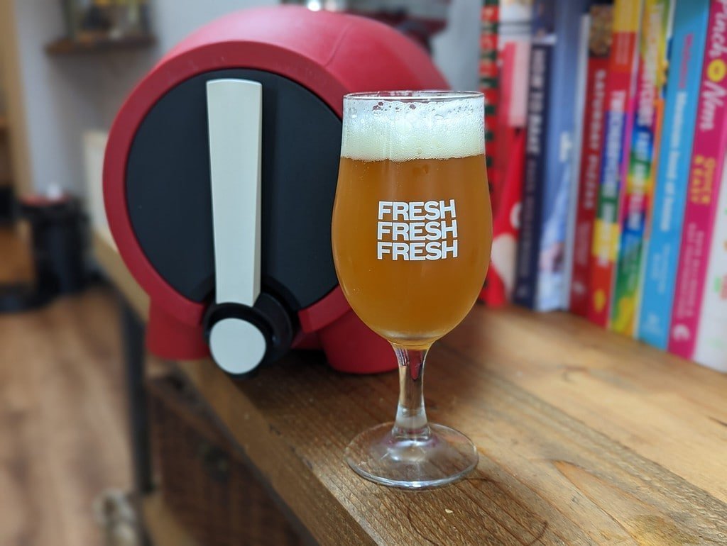 Pinter 3 brewed beer - Pinter 3 Homebrew Beer Review – With Improved Active Pour Tap