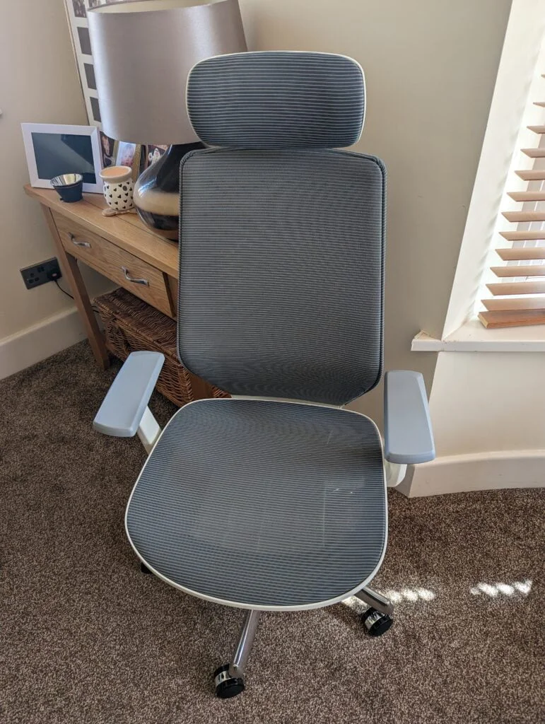 Flexispot BS11 Pro Chair Mesh Chair Review assembled front view - Flexispot BS11 Pro Chair Mesh Chair Review – Well worth the extra vs the BS9
