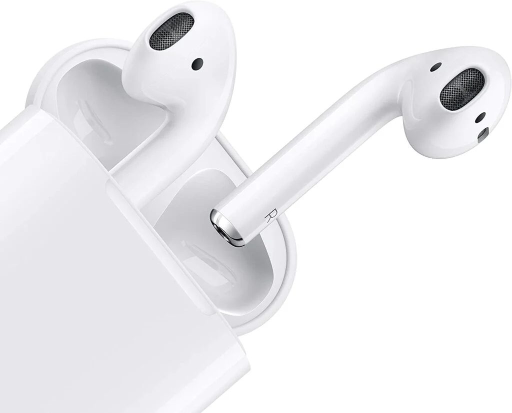 Apple AirPods - Best Earbuds For Small Ears