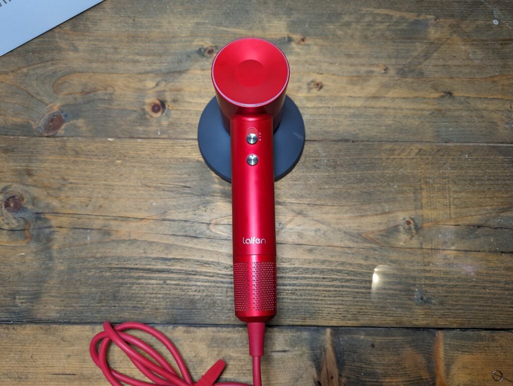 Laifen Swift Special Hair Dryer Review buttons - Laifen Swift Special Hair Dryer Review – Affordable Alternative vs Dyson Supersonic