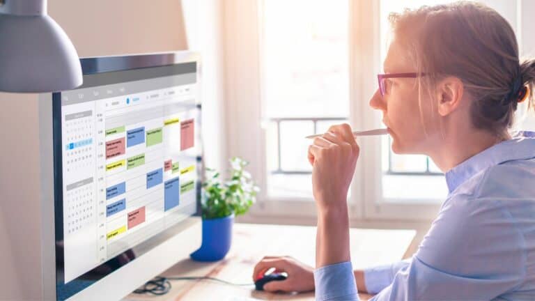 The Ultimate Guide to Choosing the Right Online Task Management Software