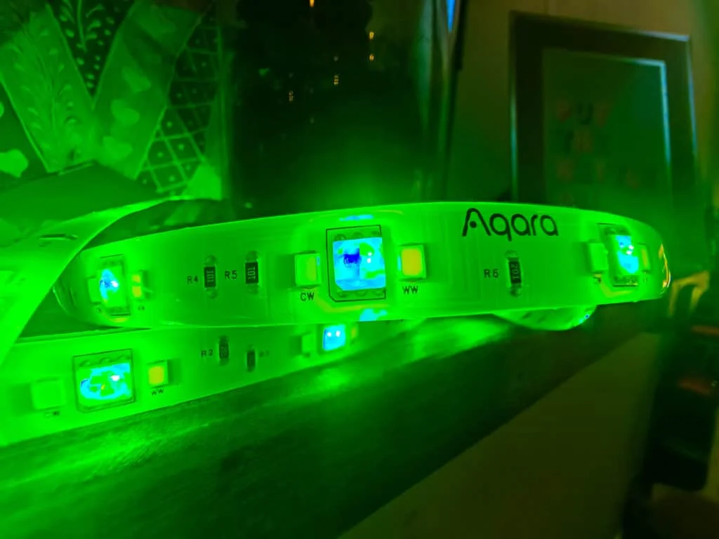 Aqara LED Strip T1 Green LED 2 - Aqara LED Strip T1 Review - RGBCCT Segmented / Gradient Light Strip with Matter & HomeKit Support