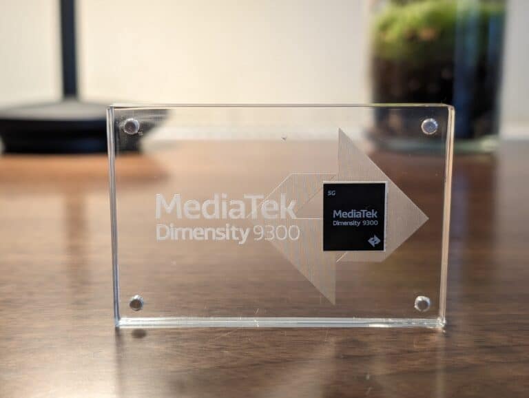 MediaTek Announces Dimensity 9300 Chipset with Qualcomm Snapdragon 8 Gen 3 Beating Claims