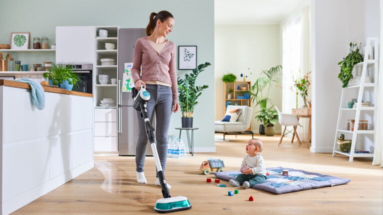Bosch Launches Unlimited 7 Aqua: The Ultimate 2-in-1 Cordless Vacuum and Mop