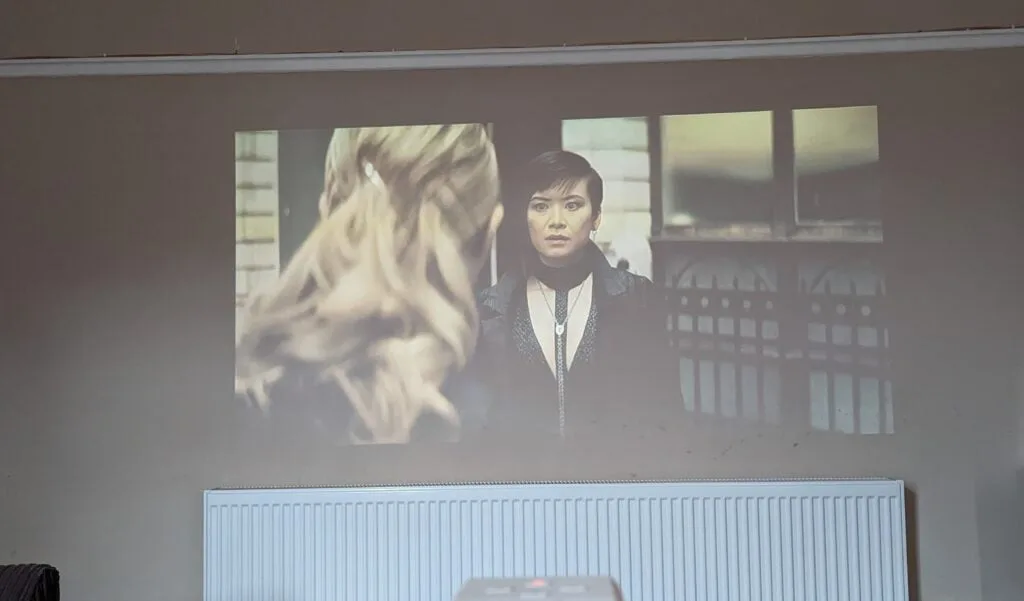 BenQ GS50 vs GV30 Projector Comparison Review – Design, Brightness, Video and Audio Quality 10 Benq GV30 bright light video quality 1024x601 1 1