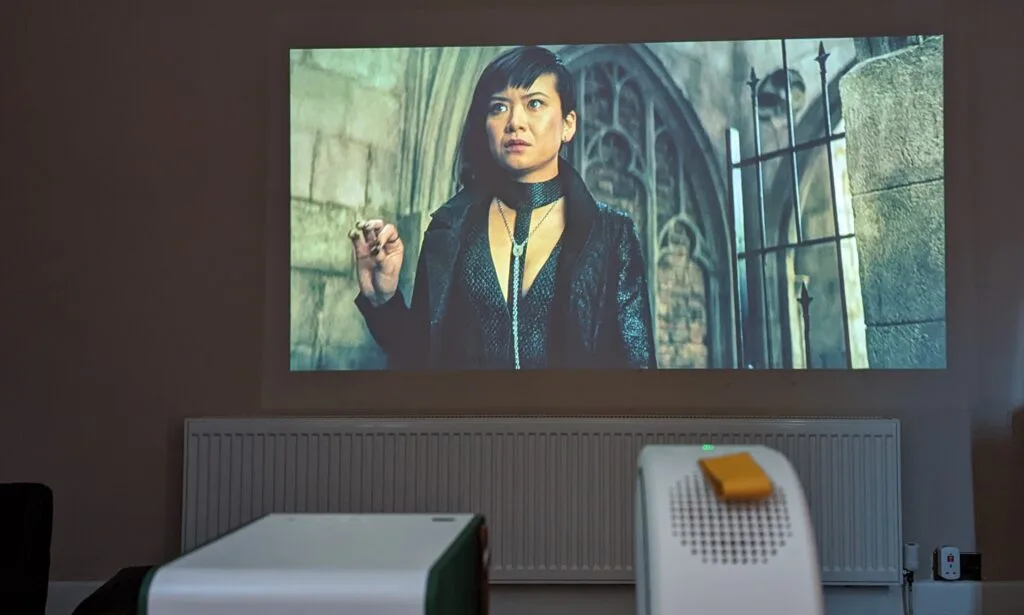 BenQ GS50 vs GV30 Projector Comparison Review – Design, Brightness, Video and Audio Quality 9 Benq GV30 medium light video quality 1024x615 1 1