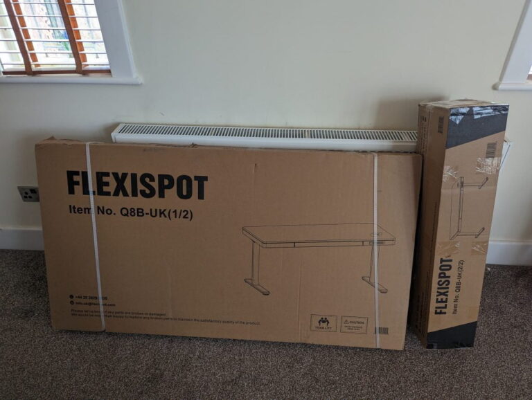 FlexiSpot Q8 Standing Desk Review – The best standing desk yet, with a bamboo surface and wireless charging