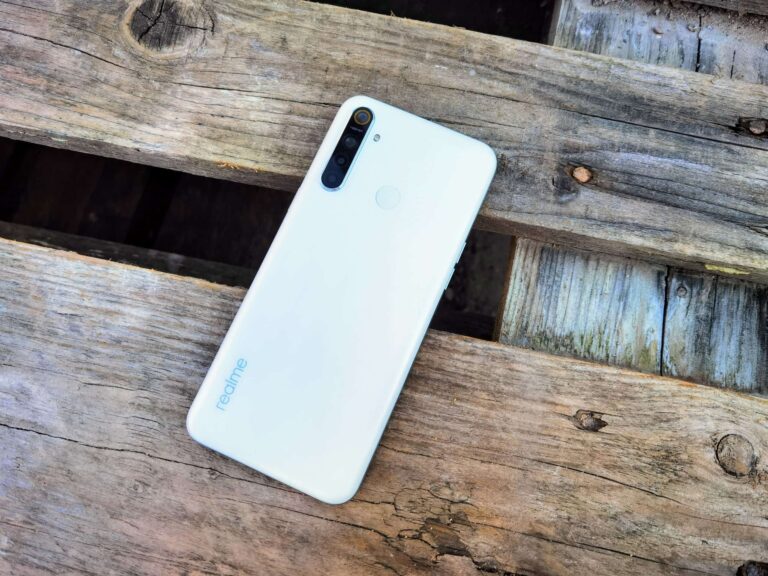 Realme 6i Review – Incredible battery but the Realme 6 is so much better for a little more money