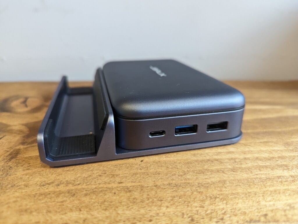 JSAUX Omnicase 2 Pro Review – USB-C 12-in-1 docking station & storage + Laptop & Steam Deck Stand 9 JSAUX Omnicase 2 Pro Review Steam Desk Stand Pictures 3 1024x771 1 1