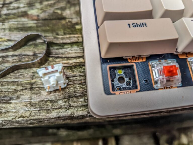 Best Mechanical Keyboards for the Office in 2024 – Quiet / Silent Mechanical Keyboards