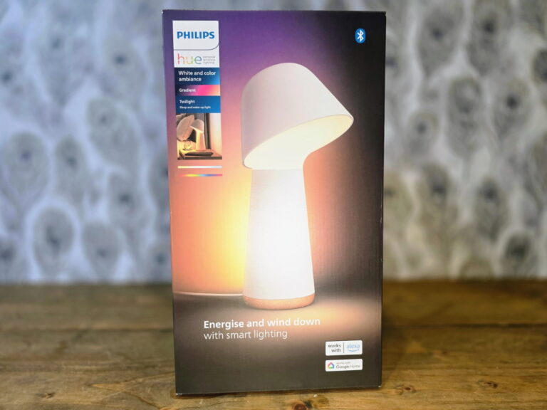Philips Hue Twilight Review – A superb but expensive sleep and wake-up table light