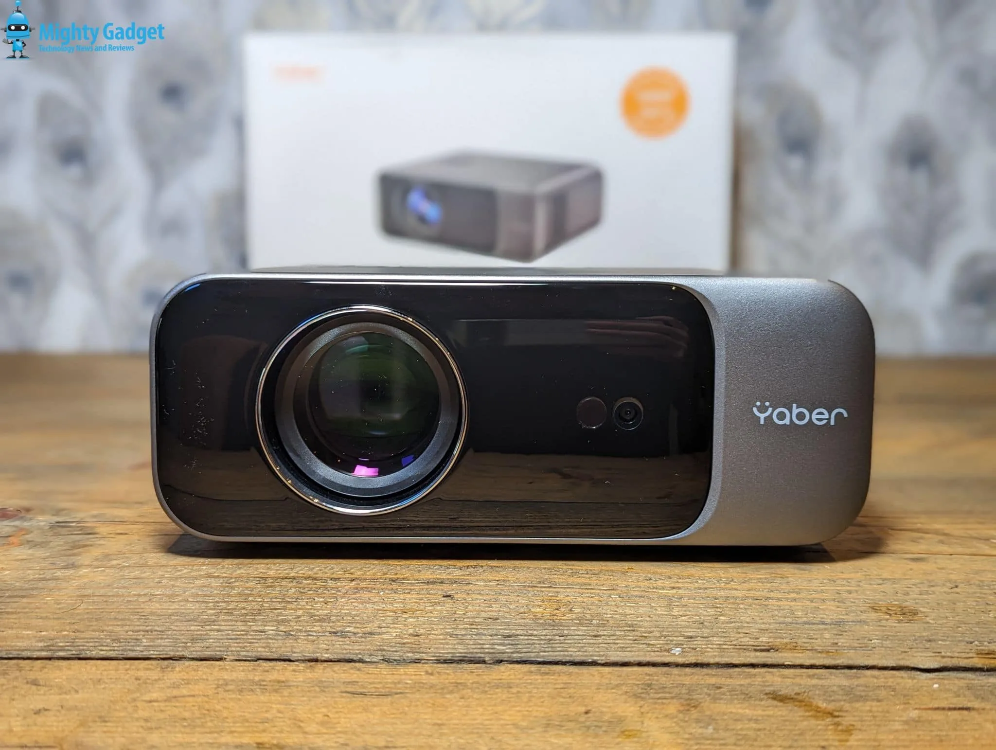 Yaber Pro V9 1080P Projector Review vs Yaber V10 & Ace K1 - Mighty