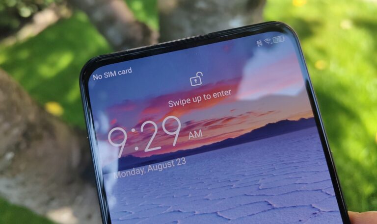 ZTE Axon 30 Review – Phablet sized with under-display selfie camera & Snapdragon 870