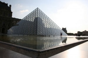 Une nuit &agrave; Paris, partie une (One night in Paris, Part one)