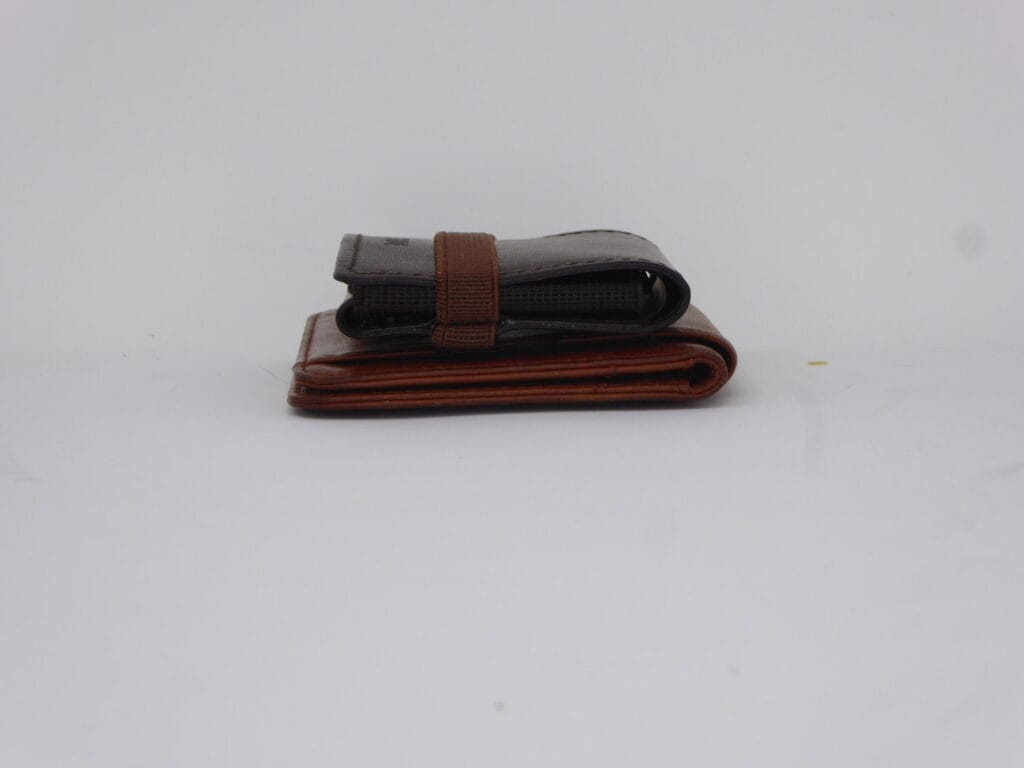 Trove Ultimate Minimalist CashWrap Review 13