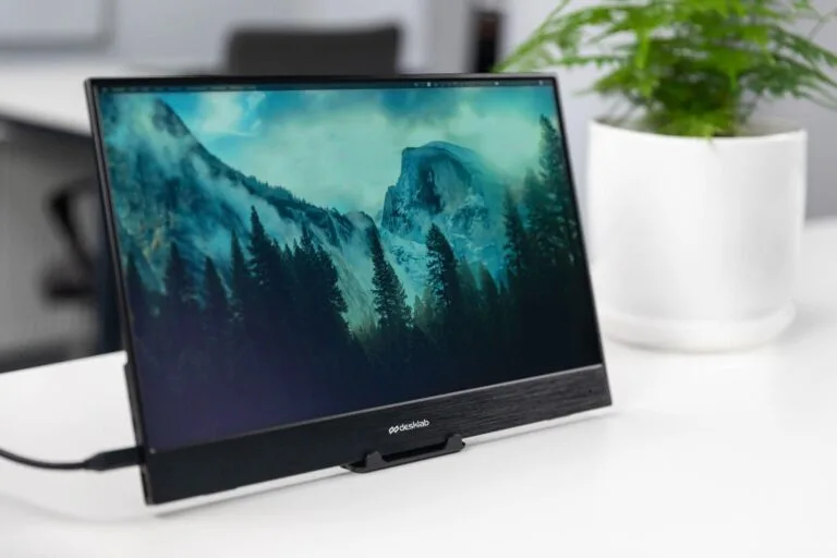 Desklab – The Best Portable 4K Gaming Monitor in 2022